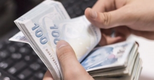 acil-nakit-para-ihtiyaci-olanlara-internetten-kosulsuz-aninda-kredi-veren-bankalar-ve-faiz-oranlari